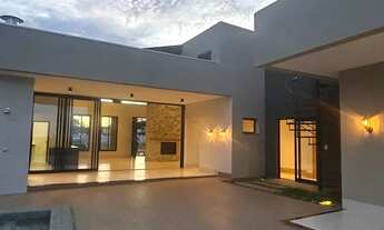 Imagem 4: Casa de condomínio para venda com 239 metros quadrados com 3 quartos