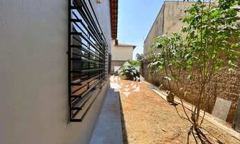 Imagem 4: Casa com 2 dormitórios para alugar, 160 m² por R$ 3.300,00/mês - Plano Diretor Sul - Palma