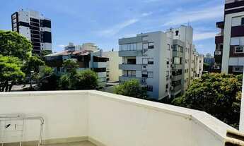 Imagem 4: Apartamento Reformado com Sacada e Churrasqueira Uma Joia no Jardim Botânico