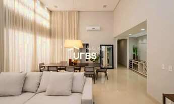 Imagem 2: Térrea para venda com 250 metros quadrados com 4 quartos em Jardins Verona - Goiânia - GO