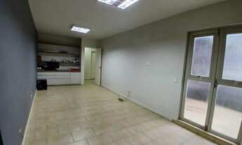 Imagem 2: Vendo imóvel casa comercial no bairro de Fátima, terreno de 620 m2, 300 m construída