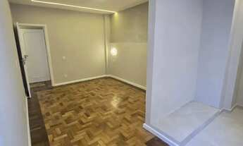 Imagem 7: Imóvel para venda possui 152 metros quadrados com 4 quartos em Copacabana - Rio de Janeiro