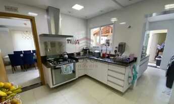 Imagem 2: Sobrado com 3 Quartos e 6 banheiros à Venda, 260 m²