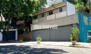 Imagem 7: Ampla Residência em Rua sem Saída