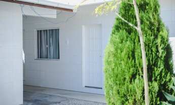 Imagem 2: Aluga-se linda kitnet residencial em Biguaçu