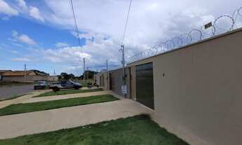 Imagem 2: Casa para Venda em Aparecida de Goiânia, Setor Colonial Sul, 3 dormitórios, 1 suíte, 2 ba