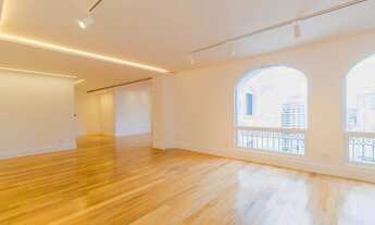 Imagem 3: Lindo apartamento totalmente reformado, fino acabamento, 3 Suites, Único