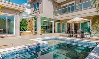 Imagem 2: Casa de condomínio para aluguel possui 360 metros quadrados com 3 quartos