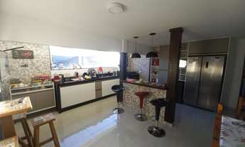 Imagem 7: CASA ESPETACULAR JUNTO AO CENTRO DE TERESÓPOLIS - RJ