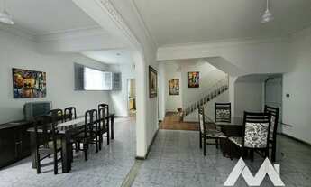 Imagem: Casa à venda no bairro Lourdes