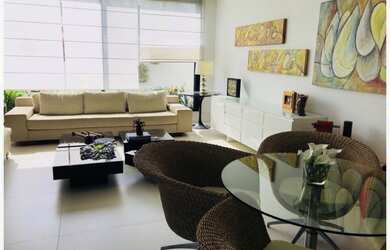 Imagem 4: Casa de condomínio para venda com 797 metros quadrados com 4 quartos