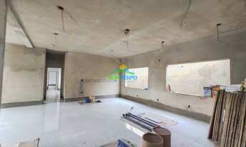 Imagem 4: Casa nova de alto padrão em fase de finalização em local nobre da cidade!