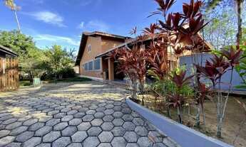 Imagem: Casa a venda com 3 dormitórios na Praia