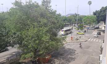 Imagem 2: Apartamento para venda possui 40 metros quadrados com 1 quarto em Flamengo - Rio de Janeir