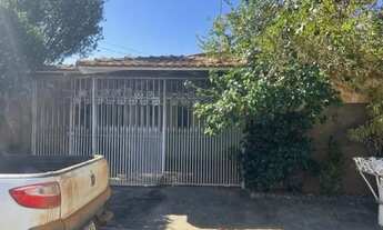 Imagem: Casa no conjunto Aruana I com 3 quartos