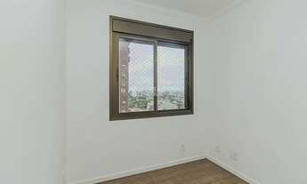 Imagem 3: Apartamento para aluguel possui 75 metros quadrados com 2 quartos em Petrópolis - Porto Al