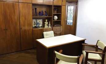 Imagem 7: Sala comercial. 300 metros do Metrô. Com móveis e dois banheiros. Andar alto