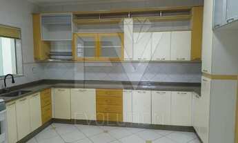 Imagem 3: Apartamento para aluguel possui 190 metros quadrados com 3 quartos em -