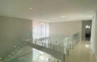 Imagem 5: Casa de condomínio para venda possui 240 metros quadrados com 4 quartos