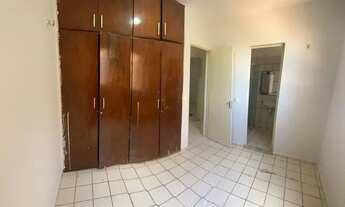 Imagem 3: Alugo apartamento no condominio Res. Cristo Rei