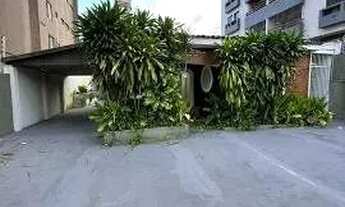 Imagem: Casa Ideal para Residência / Clinicas