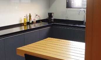 Imagem 2: Apartamento - último andar; garagems lado a lado; depósito