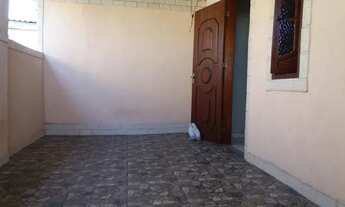 Imagem: Aluga-se casa na rua do Top Shopping. Interessados