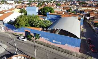 Imagem: Colégio comercial com área de terreno