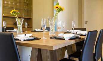 Imagem 4: Casa de condomínio para venda possui 202 metros quadrados com 5 quartos