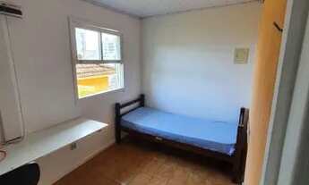 Imagem 5: Quarto individual no centro de Florianópolis