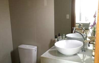 Imagem 4: Casa de condomínio sobrado para aluguel e venda possui 270 metros quadrados com 3 quartos