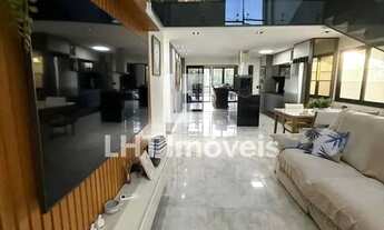 Imagem 3: Luxo, Conforto e Sustentabilidade em Alphaville 2, Maricá: Sua Casa dos Sonhos Espera por