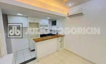 Imagem 2: Rua Joaquim Nabuco, 1 quarto, colado com a Praia, Oportunidade!!!!