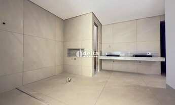 Imagem 5: Casa residencial disponível para venda no bairro Jardim Karaíba em Uberlândia-MG