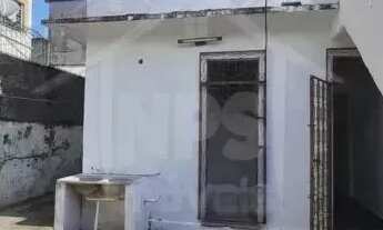 Imagem 5: Casa com 02 quartos na Praça 14 - Venda