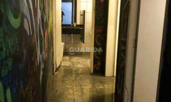 Imagem 7: Casa comercial de esquina no Bairro Azenha