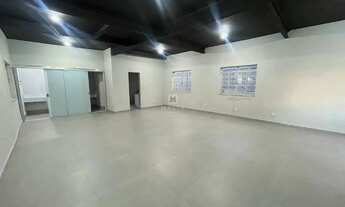 Imagem: Casa Comercial Bem Localizada no Bairro