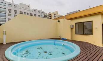 Imagem 4: Imóvel para venda possui 177 metros quadrados com 2 quartos em Menino Deus - Porto Alegre