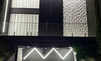 Imagem 3: Casa Espetacular em Condomínio de Alto Padrão MOBILIADA !