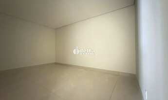 Imagem 3: Casa residencial disponível para venda no bairro Jardim Karaíba em Uberlândia-MG