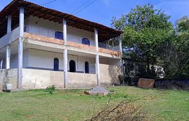 Imagem 7: Casa/ sobrado com sala / cozinha ampla/ 02 banheiros/ 06 quartos/ varanda/Terreno 700 m2