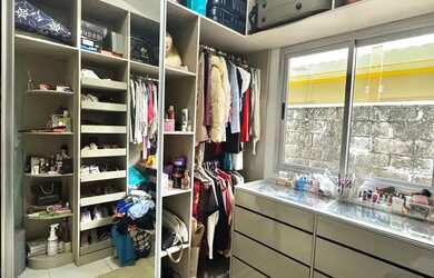 Imagem 4: Vendo casa com modulados em Condomínio no Vitta Club House no Tarumã de 3 quartos 1 suíte