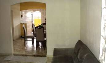 Imagem: Otima casa colonial 4Qts(1 Suite)lote inteiro,ótima