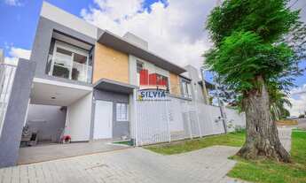 Imagem: Sobrado com quintal no Novo Mundo