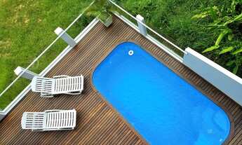 Imagem 2: Casa para aluguel tem 200 metros quadrados com 6 quartos em Zimbros - Bombinhas - SC