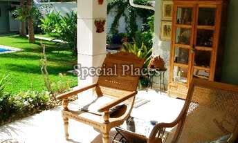 Imagem 5: Excelente Crystal Lake com 4 suítes, requintada, com armários, irrigação automática - Estu