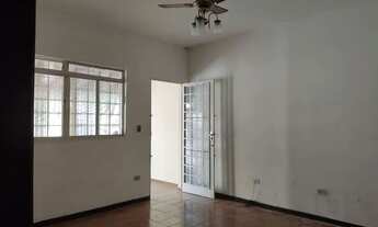 Imagem 2: OPORTUNIDADE: Casa térrea, ótima localização próximo a escolas, supermercado, farmácia..