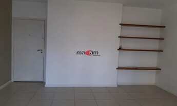 Imagem 3: Vila Olímpia: Apartamento próximo à Rua Baluarte, com 2 dormitórios com armários , sacada