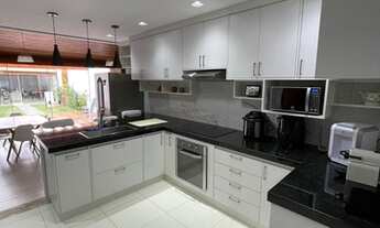 Imagem 2: Sobrado para venda tem 170 metros quadrados com 3 quartos em Vila Oliveira - Mogi das Cruz