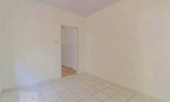 Imagem 5: Casa para Aluguel - Vila Galvão, 1 Quarto, 45 m2